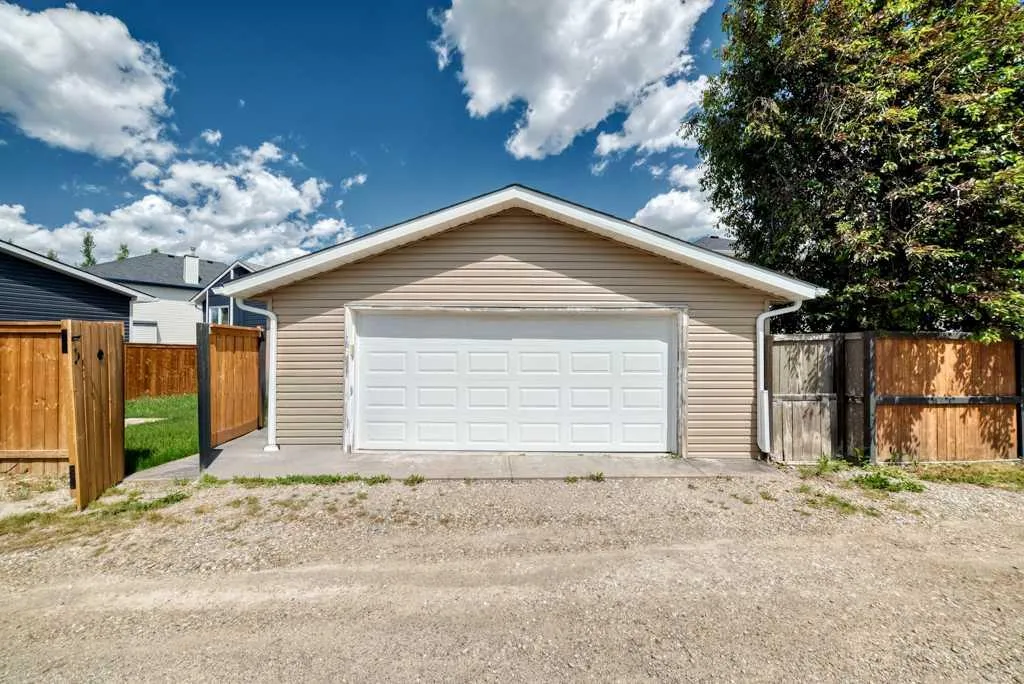 222 Covewood Close NE Calgary AB T3K 5A1