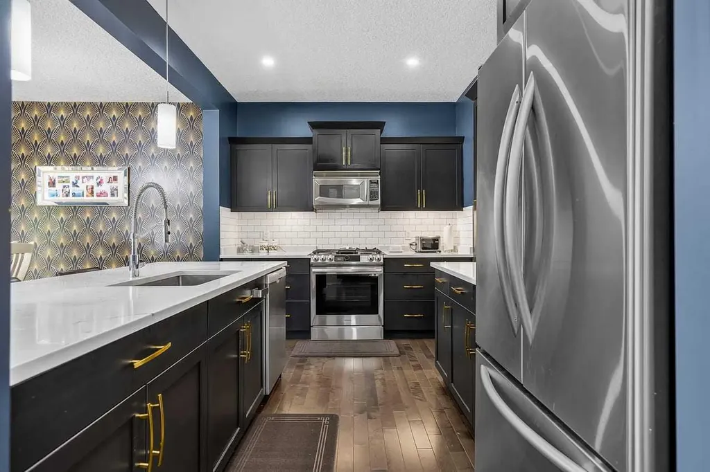 35 Copperleaf Crescent SE Calgary AB T2Z0B9