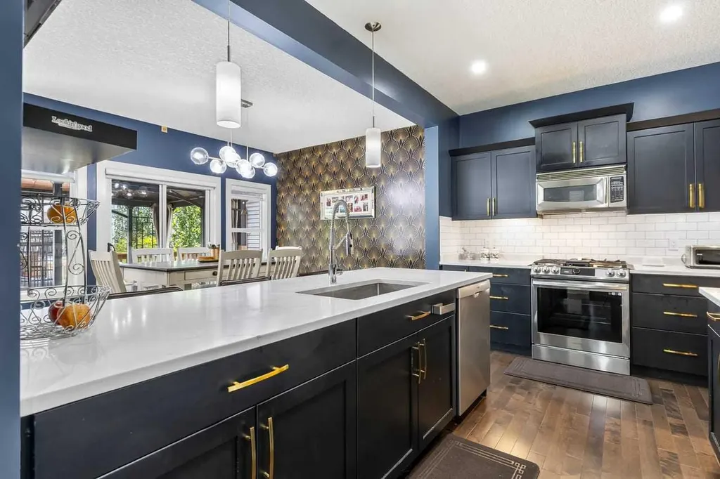 35 Copperleaf Crescent SE Calgary AB T2Z0B9