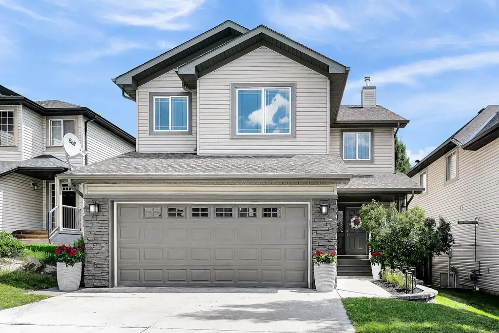 71 Westmount Circle Okotoks AB T1S 0B7