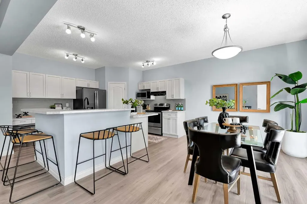 71 Westmount Circle Okotoks AB T1S 0B7
