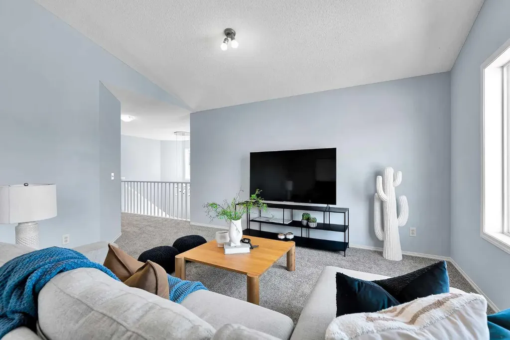 71 Westmount Circle Okotoks AB T1S 0B7
