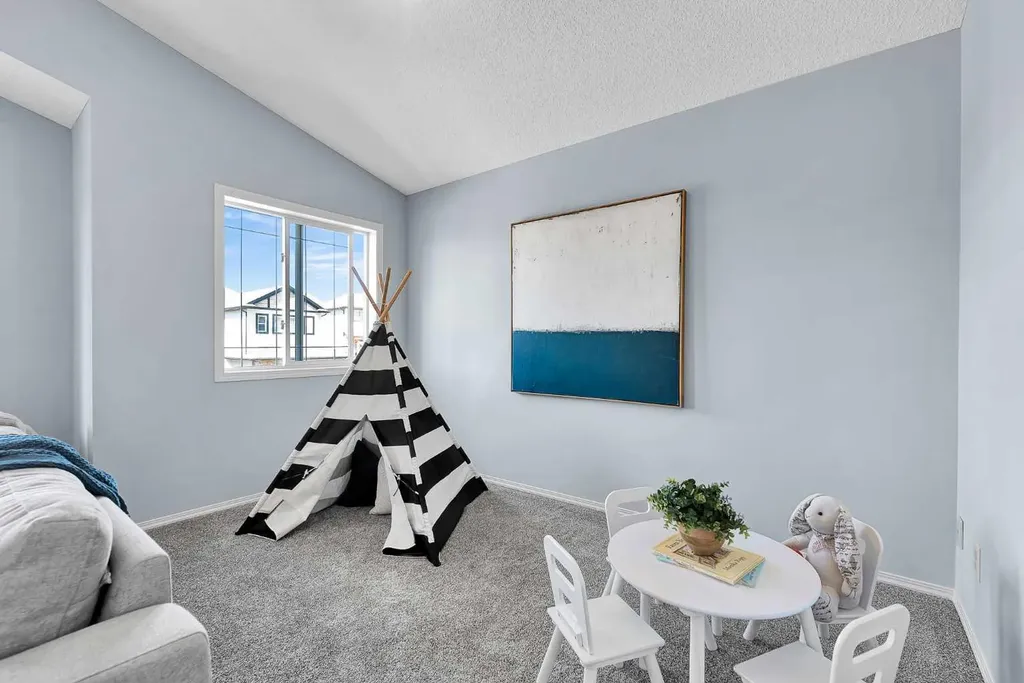 71 Westmount Circle Okotoks AB T1S 0B7
