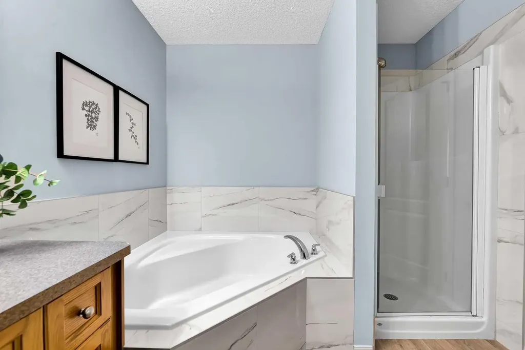 71 Westmount Circle Okotoks AB T1S 0B7