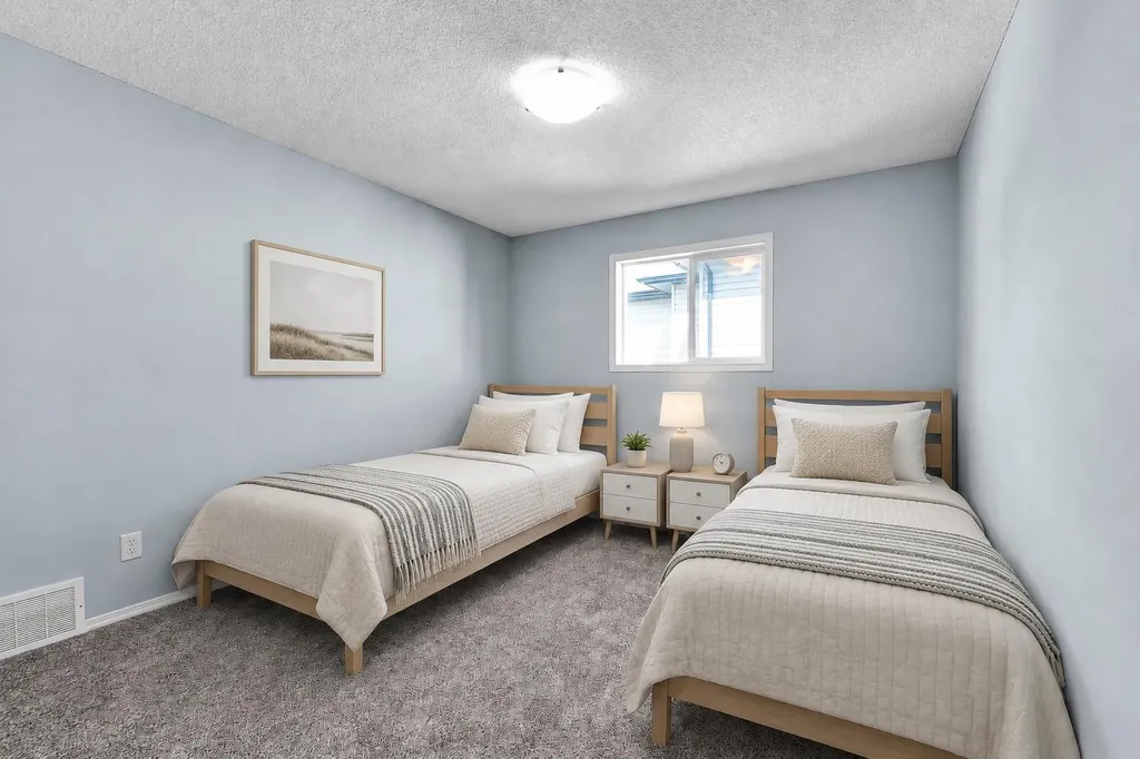 71 Westmount Circle Okotoks AB T1S 0B7