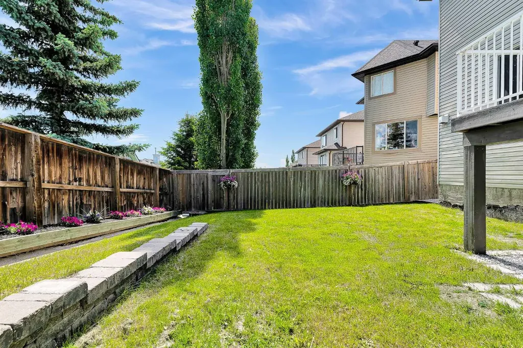 71 Westmount Circle Okotoks AB T1S 0B7