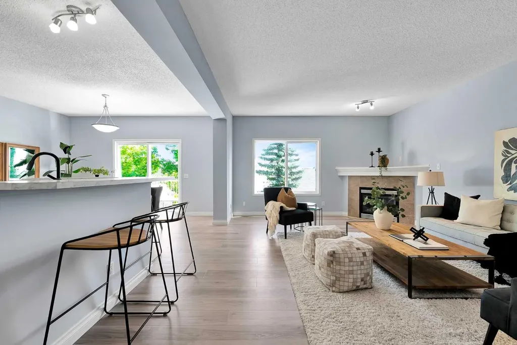 71 Westmount Circle Okotoks AB T1S 0B7