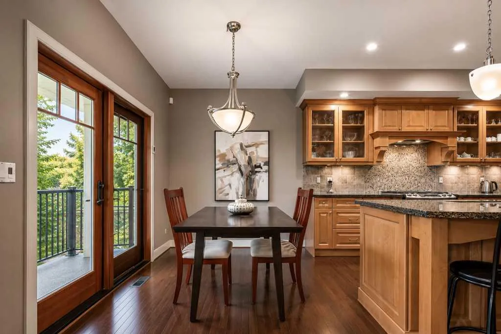 24 Aspen Meadows Green SW Calgary AB T3H 5J9