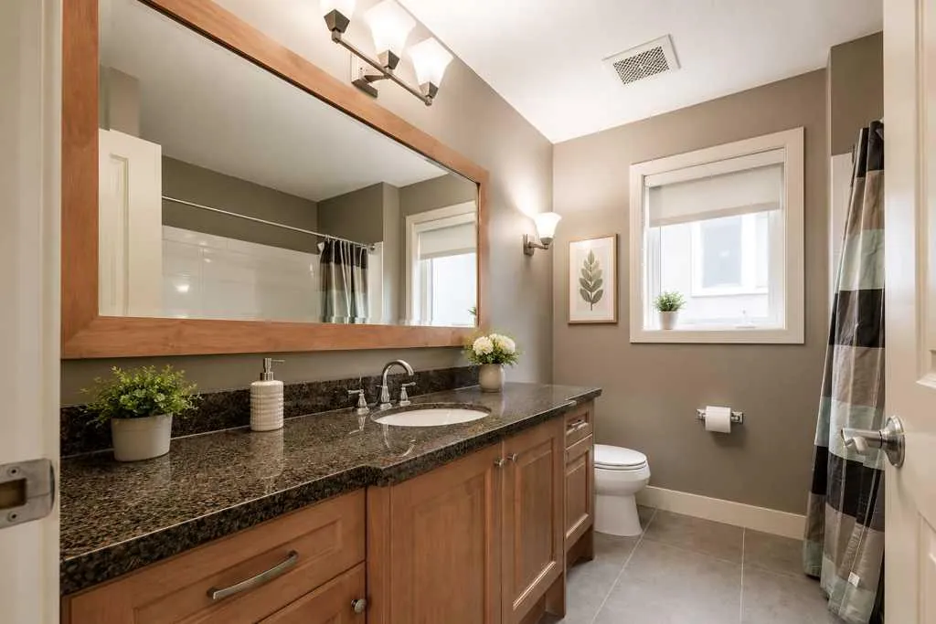 24 Aspen Meadows Green SW Calgary AB T3H 5J9