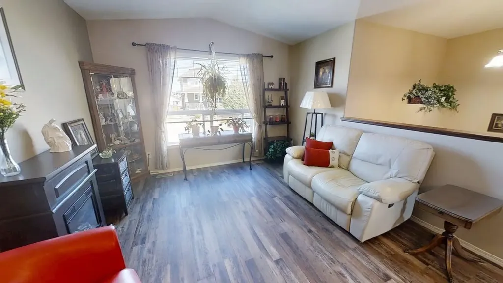 766 Mt Sundance Lane W Lethbridge AB T1J0T3