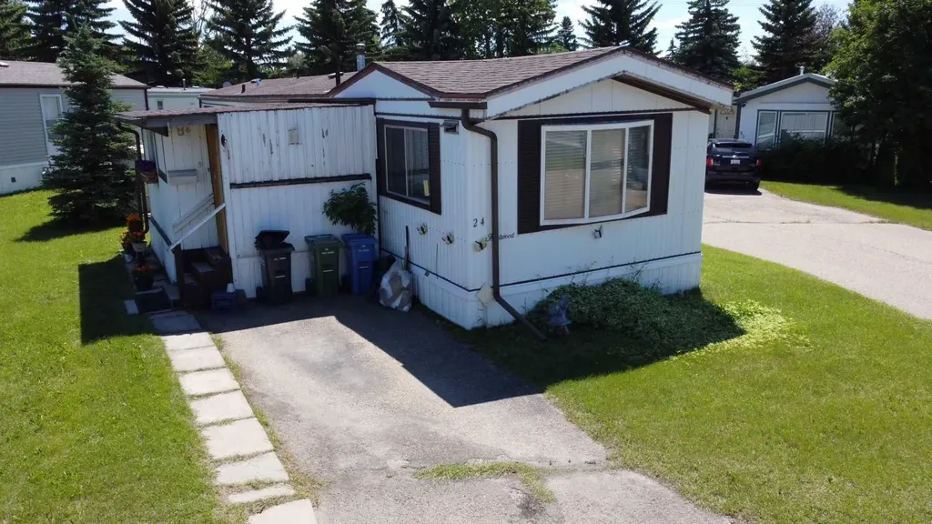 24 Parkland Drive Red Deer AB T4P 1K1