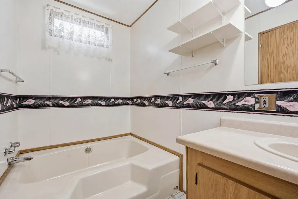 3011 Burroughs Manor NE Calgary AB T1Y6K1