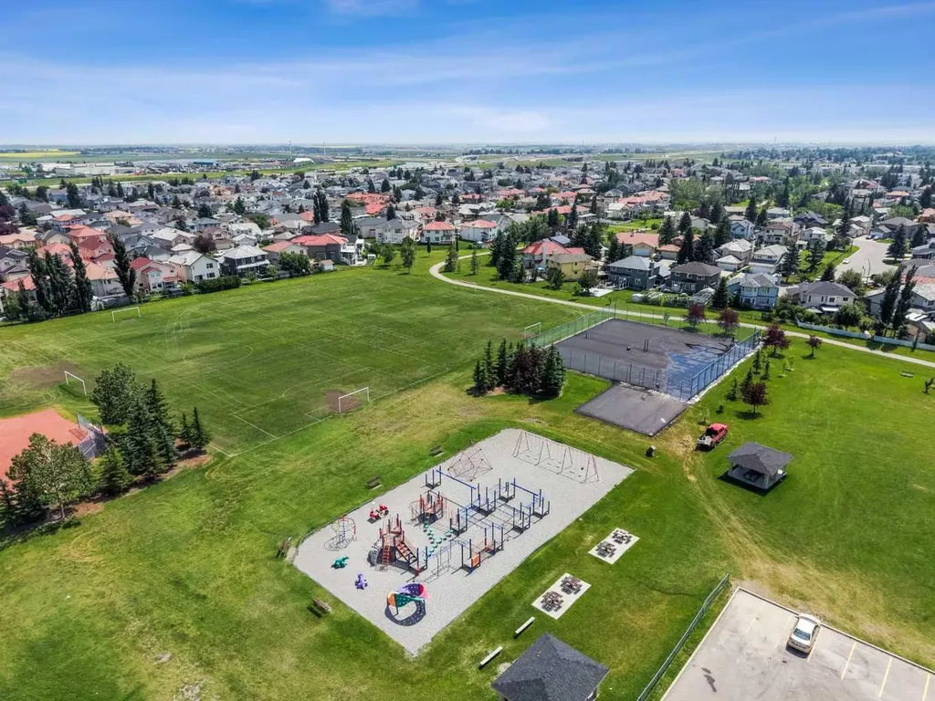 3011 Burroughs Manor NE Calgary AB T1Y6K1