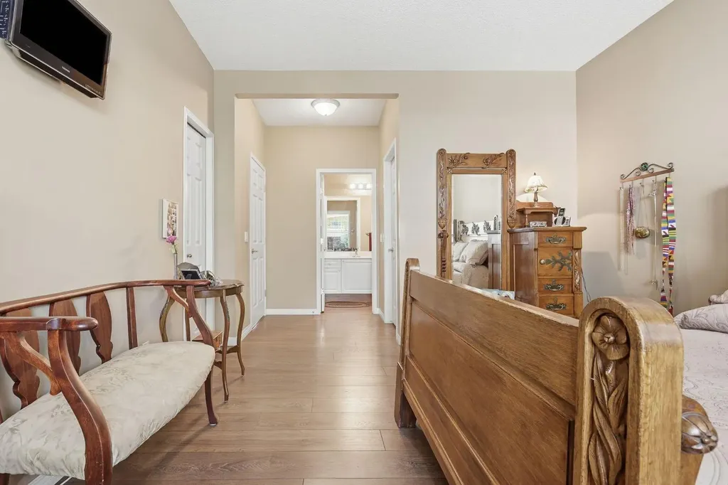 14645 6 Street SW Calgary AB T2Y3S1