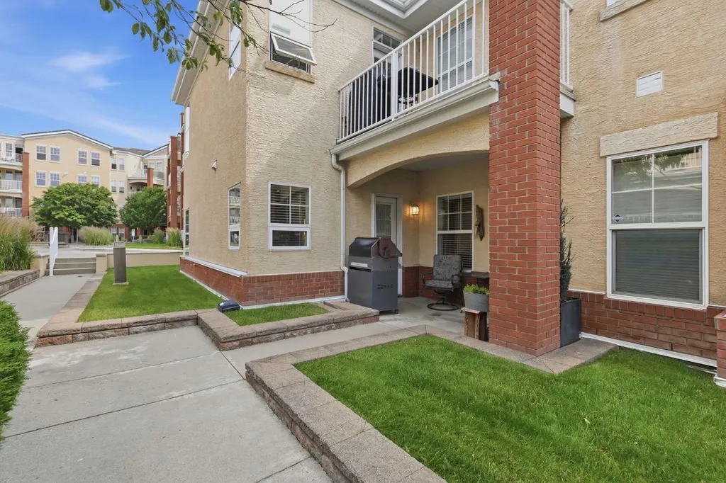 14645 6 Street SW Calgary AB T2Y3S1