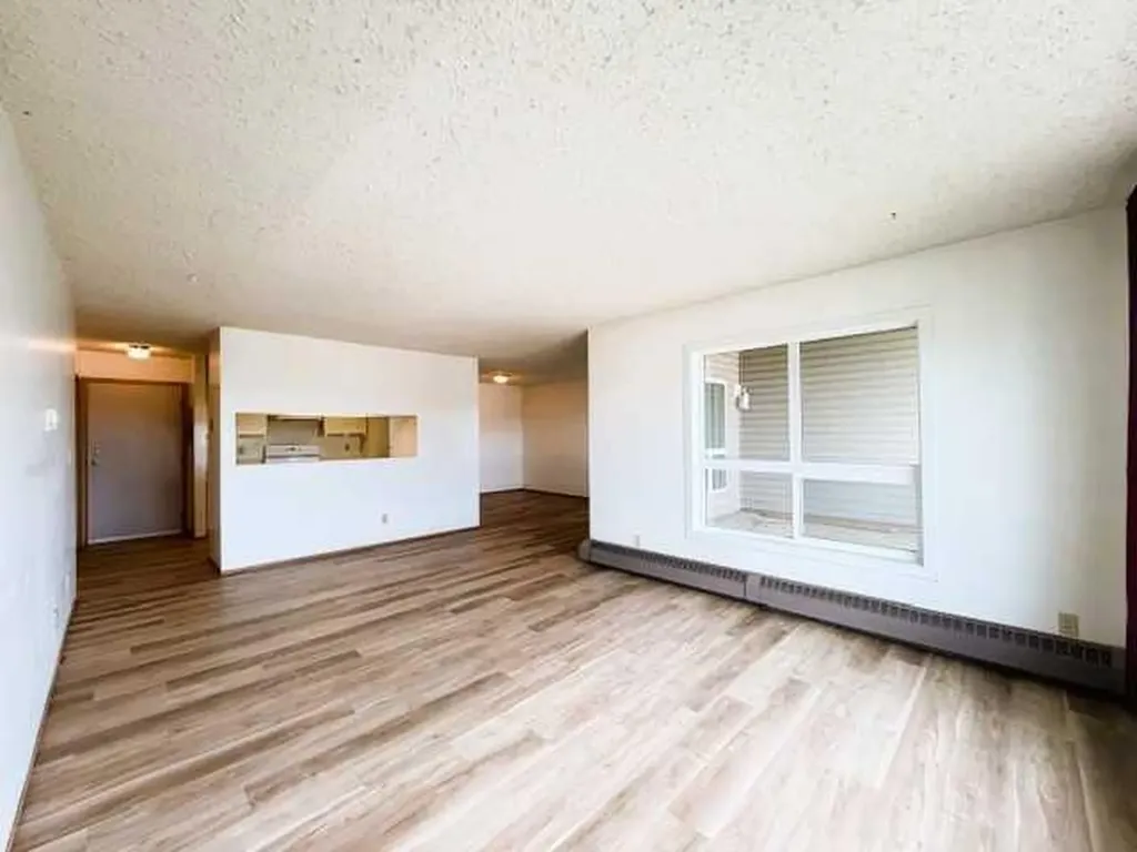 201 12 Avenue SW Slave Lake AB T0G 2A4
