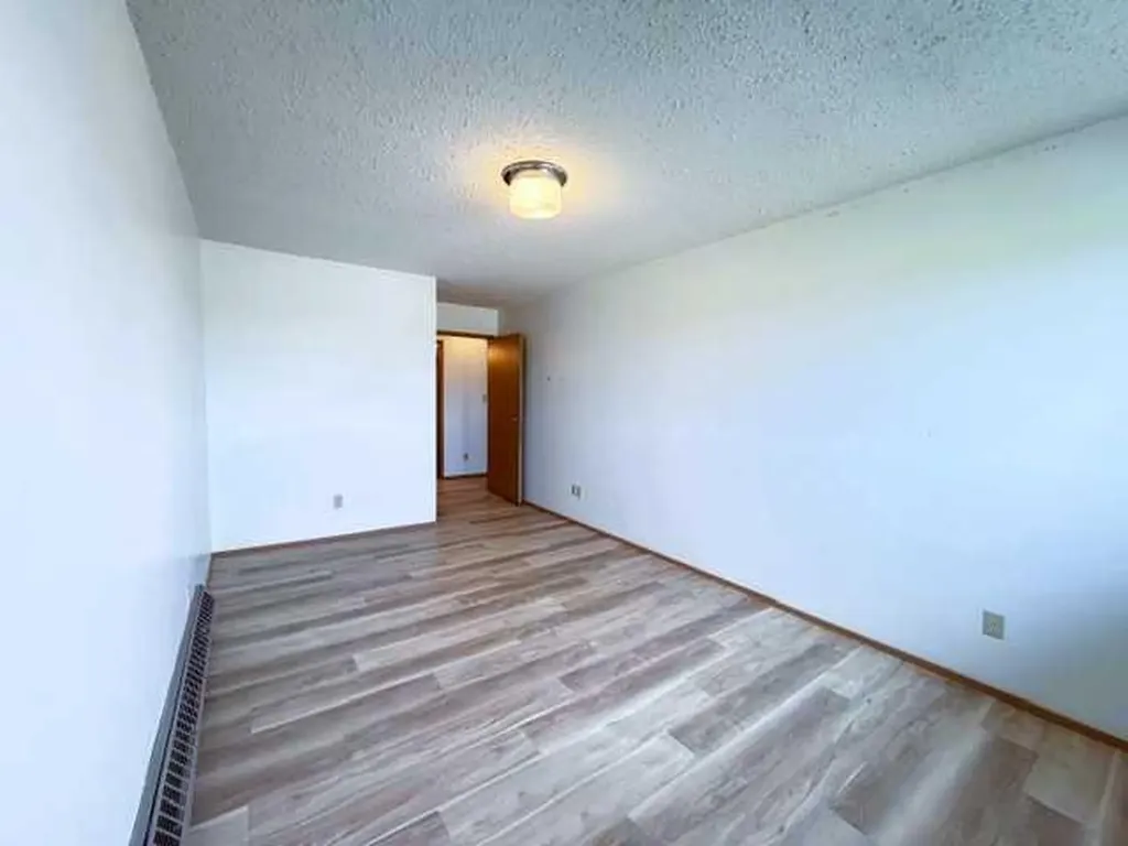 201 12 Avenue SW Slave Lake AB T0G 2A4