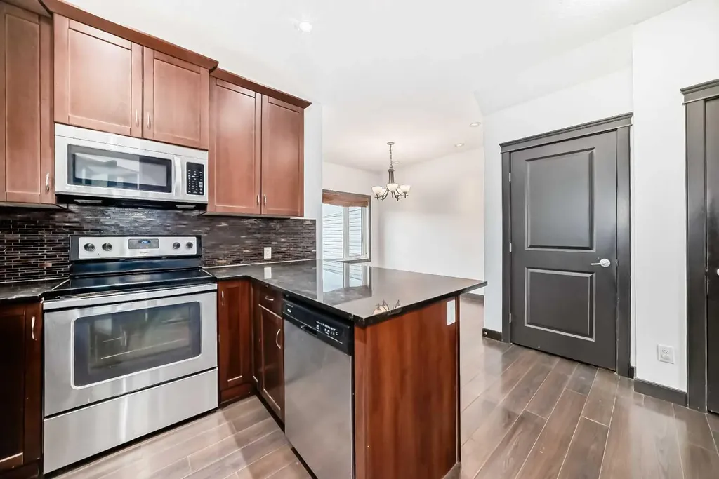 17 Redstone Common NE Calgary AB T3N 0K3