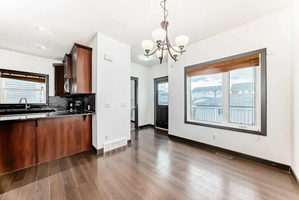 17 Redstone Common NE Calgary AB T3N 0K3