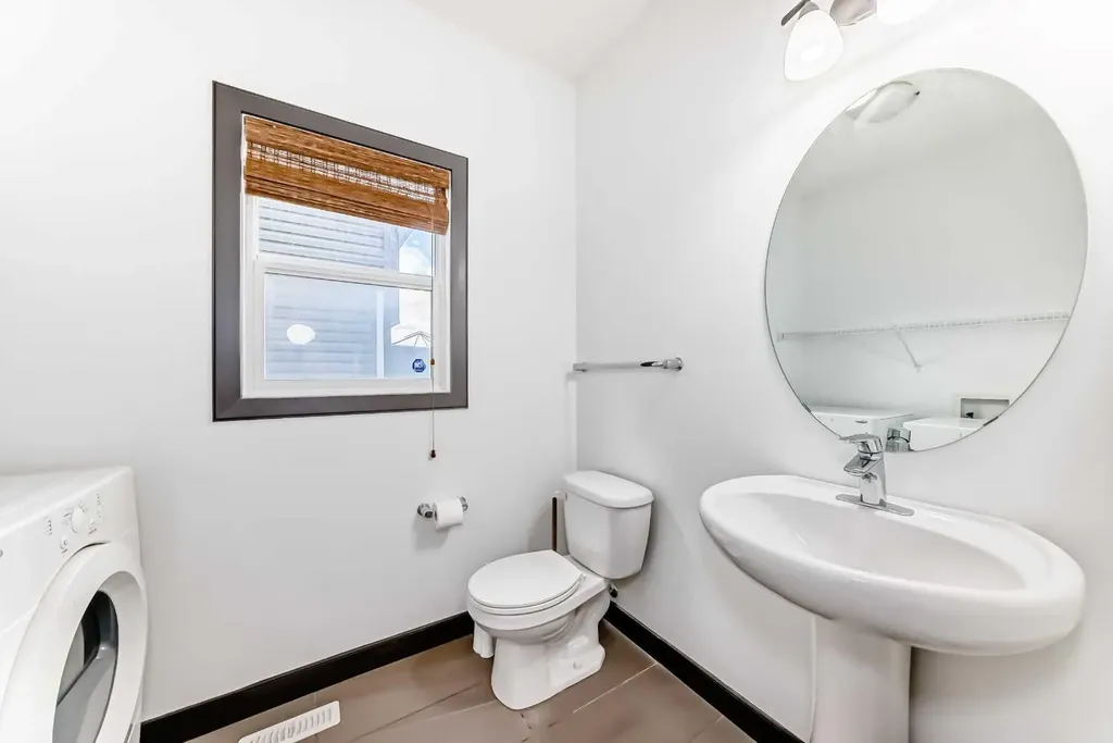 17 Redstone Common NE Calgary AB T3N 0K3