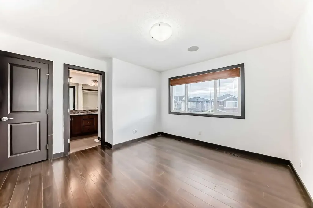 17 Redstone Common NE Calgary AB T3N 0K3