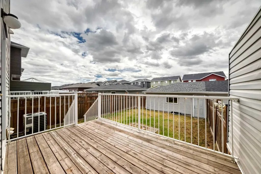 17 Redstone Common NE Calgary AB T3N 0K3