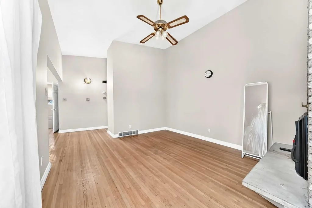 2912 Brentwood Boulevard NW Calgary AB T2l 1J5