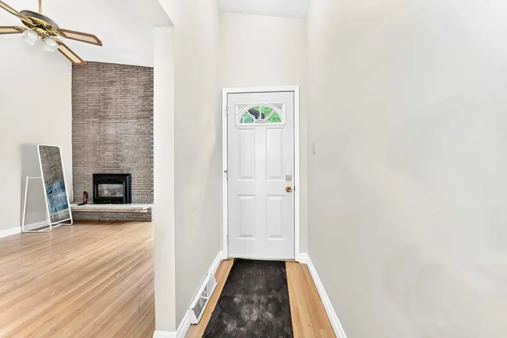 2912 Brentwood Boulevard NW Calgary AB T2l 1J5