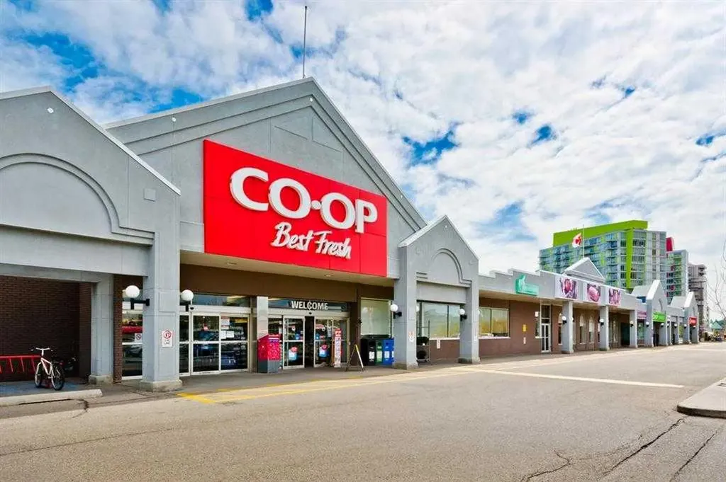 2912 Brentwood Boulevard NW Calgary AB T2l 1J5