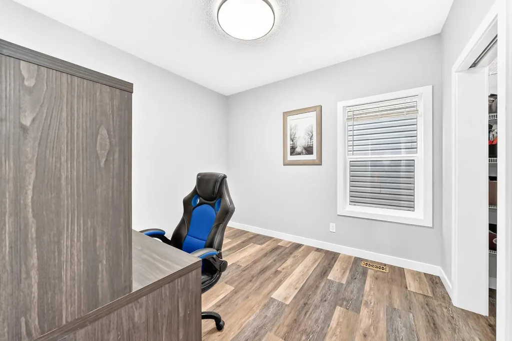 41 Walcrest Way SE Calgary AB T2X 4G4
