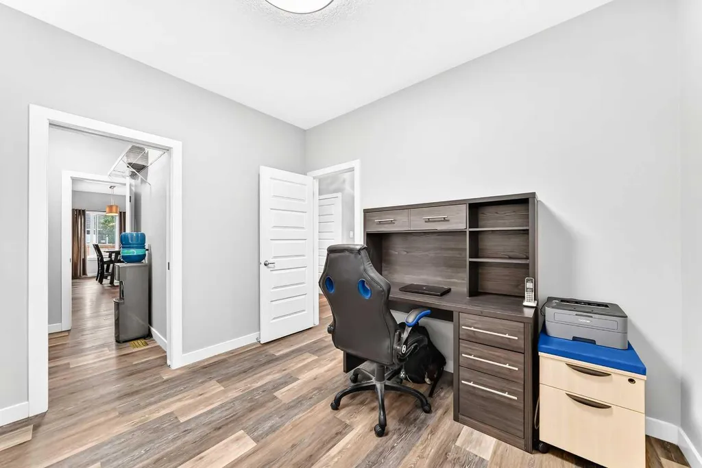 41 Walcrest Way SE Calgary AB T2X 4G4