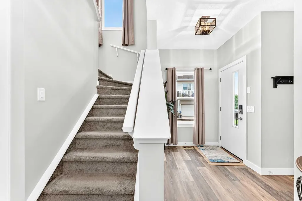 41 Walcrest Way SE Calgary AB T2X 4G4