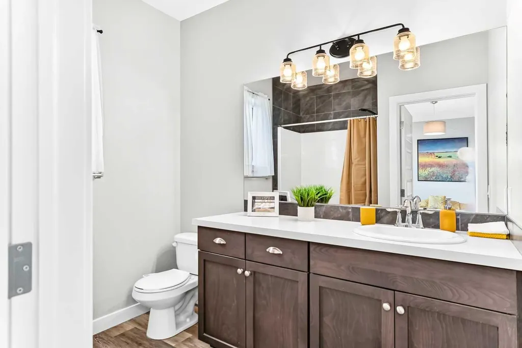 41 Walcrest Way SE Calgary AB T2X 4G4