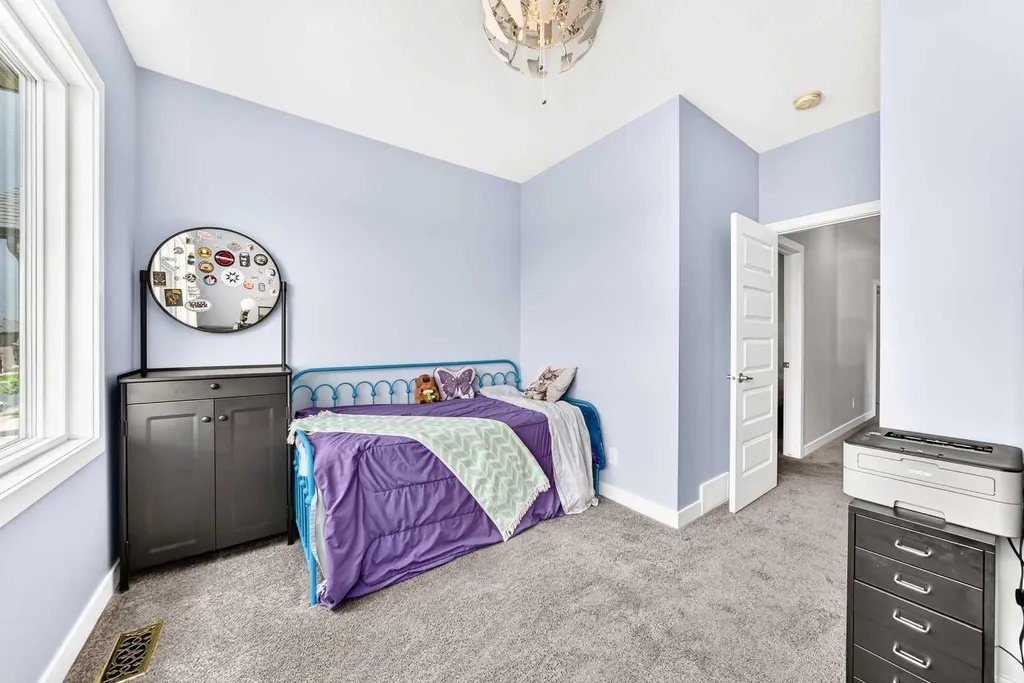 41 Walcrest Way SE Calgary AB T2X 4G4