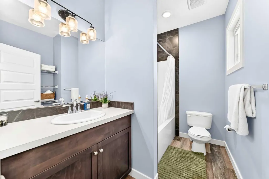 41 Walcrest Way SE Calgary AB T2X 4G4