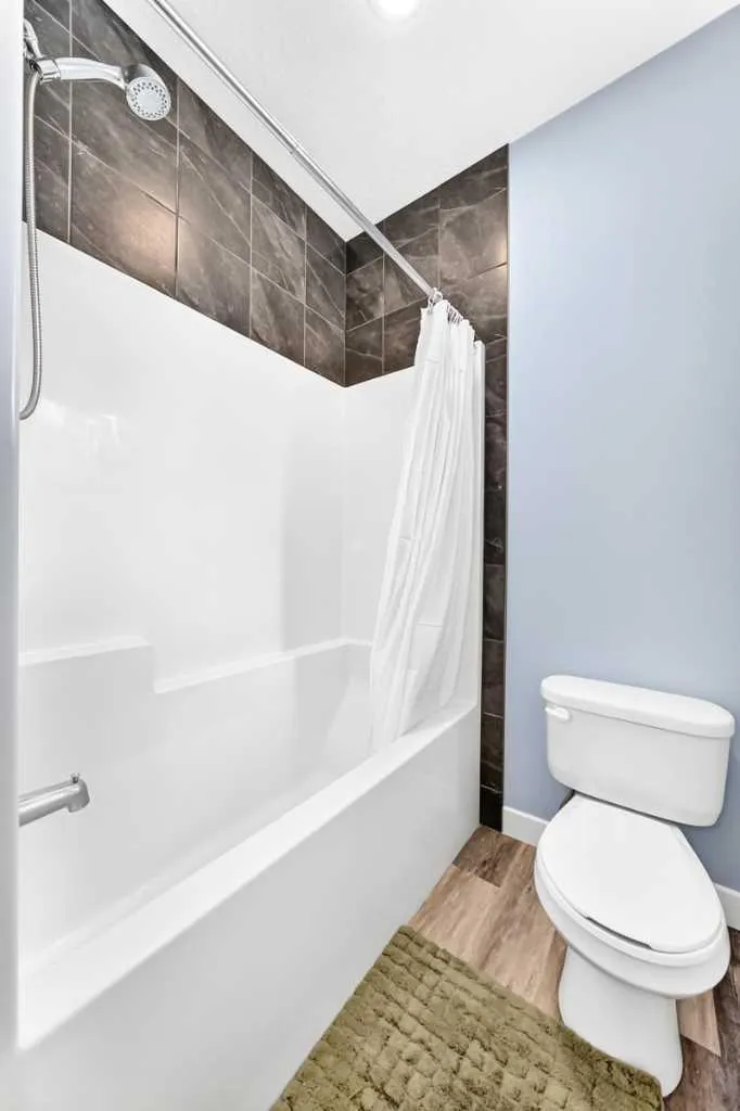 41 Walcrest Way SE Calgary AB T2X 4G4