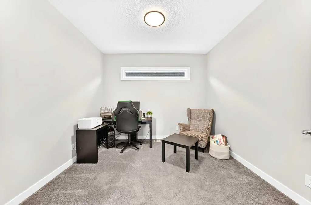 41 Walcrest Way SE Calgary AB T2X 4G4