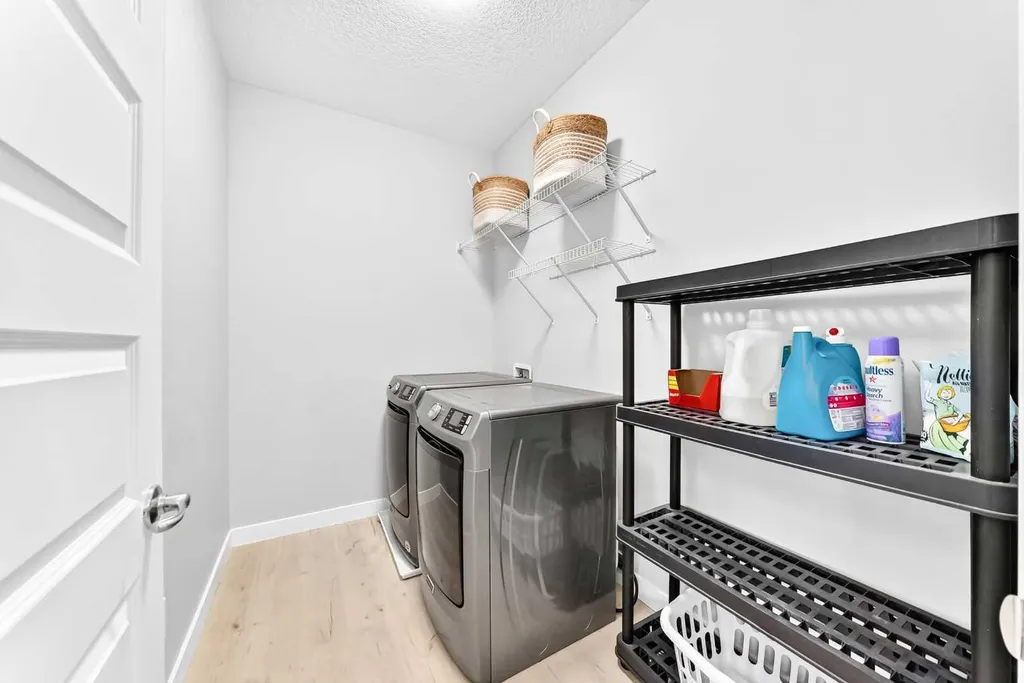 41 Walcrest Way SE Calgary AB T2X 4G4