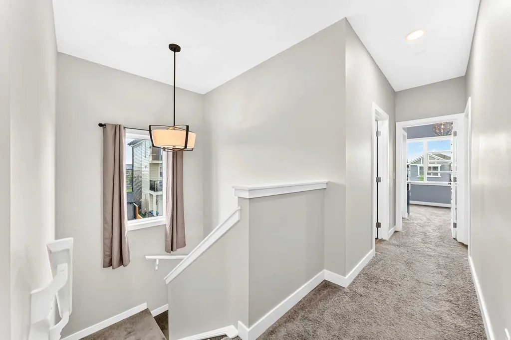 41 Walcrest Way SE Calgary AB T2X 4G4
