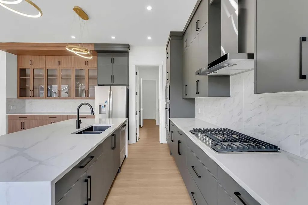644 Legacy Woods Circle SE Calgary AB T2X 5A8