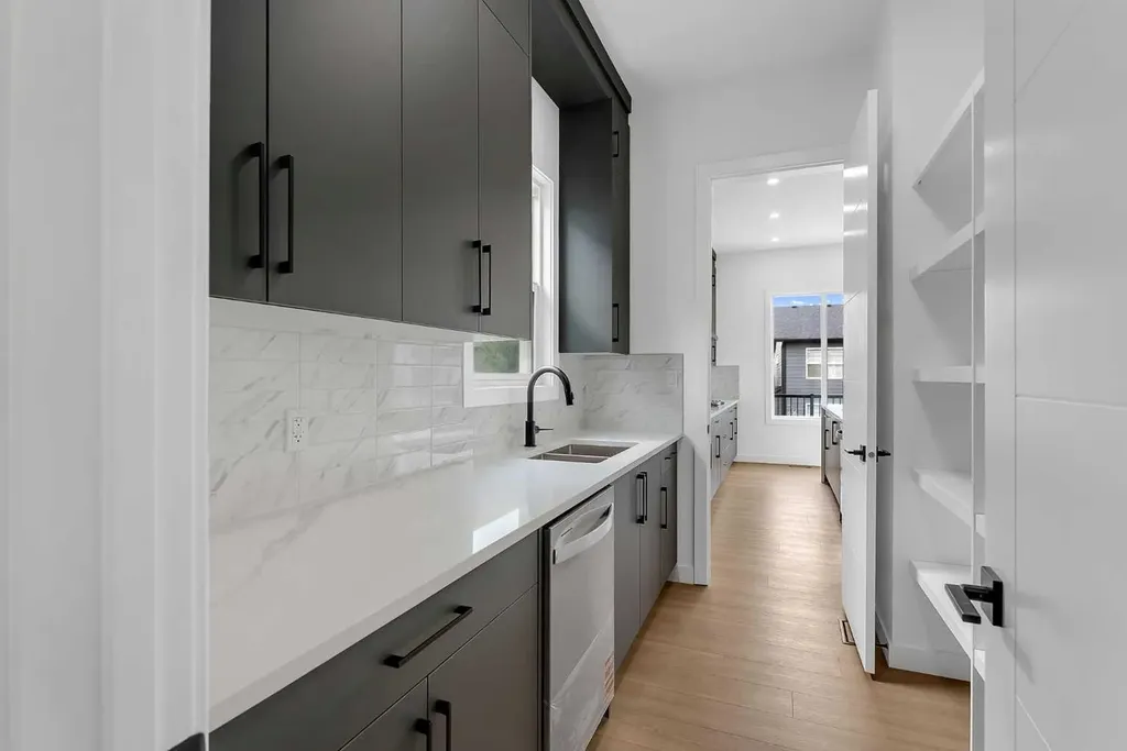 644 Legacy Woods Circle SE Calgary AB T2X 5A8