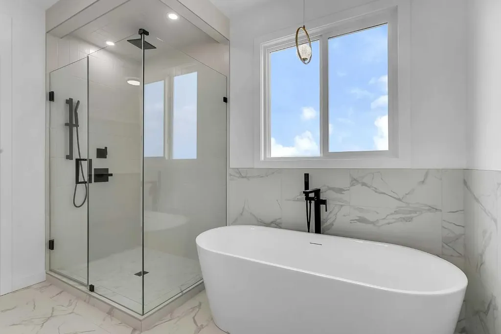 644 Legacy Woods Circle SE Calgary AB T2X 5A8