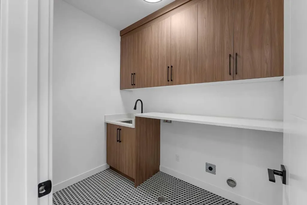 644 Legacy Woods Circle SE Calgary AB T2X 5A8