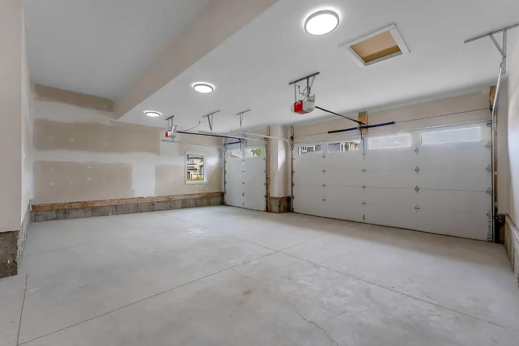 644 Legacy Woods Circle SE Calgary AB T2X 5A8
