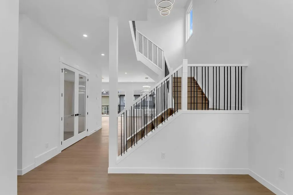 644 Legacy Woods Circle SE Calgary AB T2X 5A8