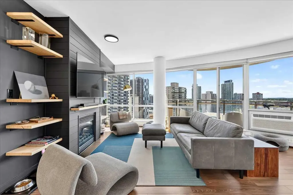 1078 6 Avenue SW Calgary AB T2P 5N6
