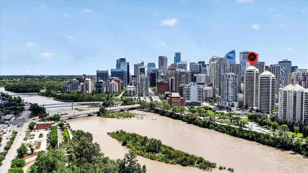 1078 6 Avenue SW Calgary AB T2P 5N6