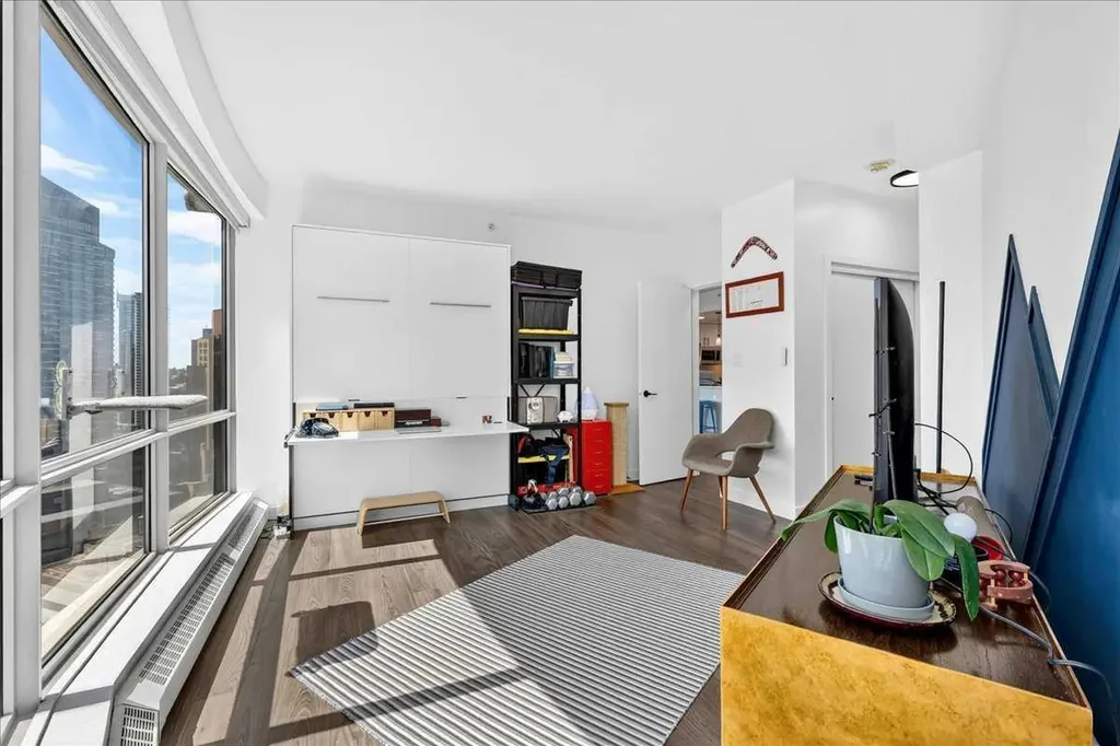 1078 6 Avenue SW Calgary AB T2P 5N6