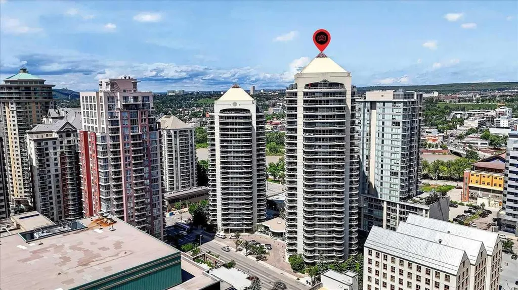 1078 6 Avenue SW Calgary AB T2P 5N6