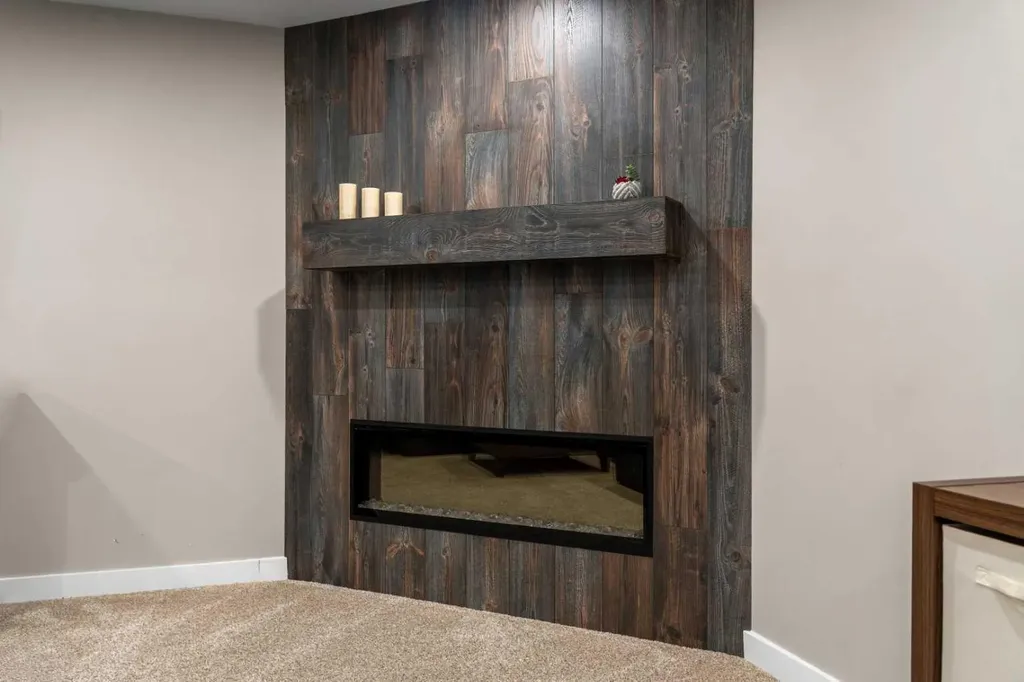 78 Edgevalley Close NW Calgary AB T3A 5E9
